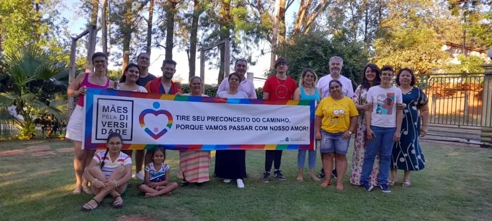 ONG Mães Pela Diversidade promove acolhimento e apoio a famílias em Santo Antônio da Platina e Jacarezinho