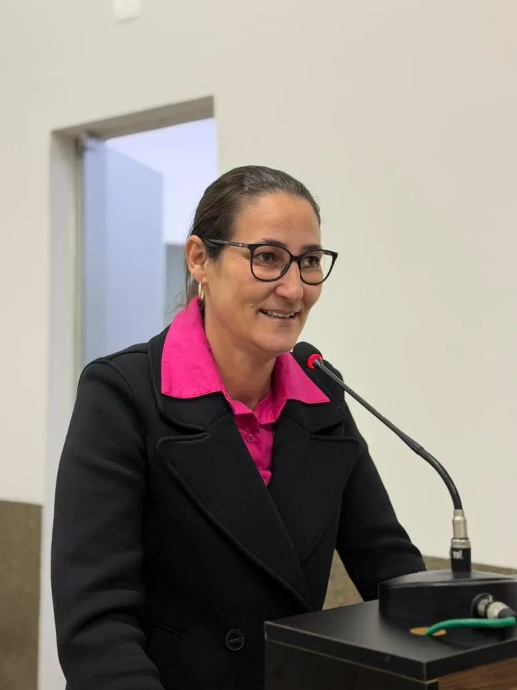 Eliane Siqueira destaca mais de R$ 1,8 milhão em recursos para saúde, obras e esporte em Santo Antônio da Platina